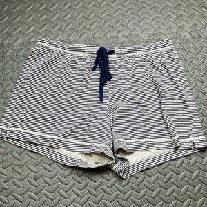 Midnight by Carole‎ Hochman Women's Comfy Striped Navy and White Shorts Size S